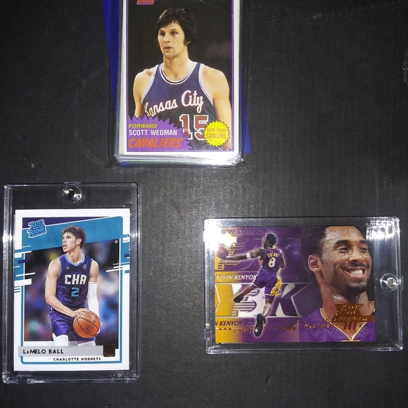 Vintage Basketball pack with roy and Hofamer